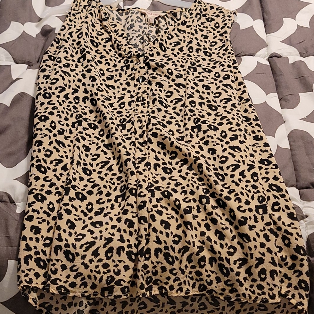 Grand & Greene Large sleeveless cheetah blouse